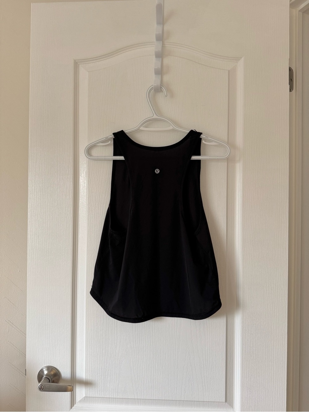 Lululemon black tank
